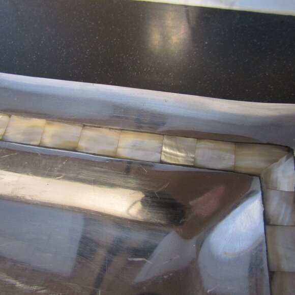 Square silver tray with mother of pearl inlay - Picture 3 of 4